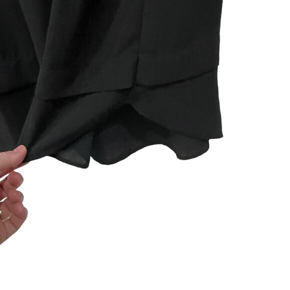 LOFT Black Sleeveless Pattern Blouse Size Medium - Picture 4 of 6